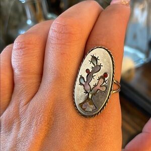 Real silver 925 ring From Taxco Mexico, cactus with Multicolor details.